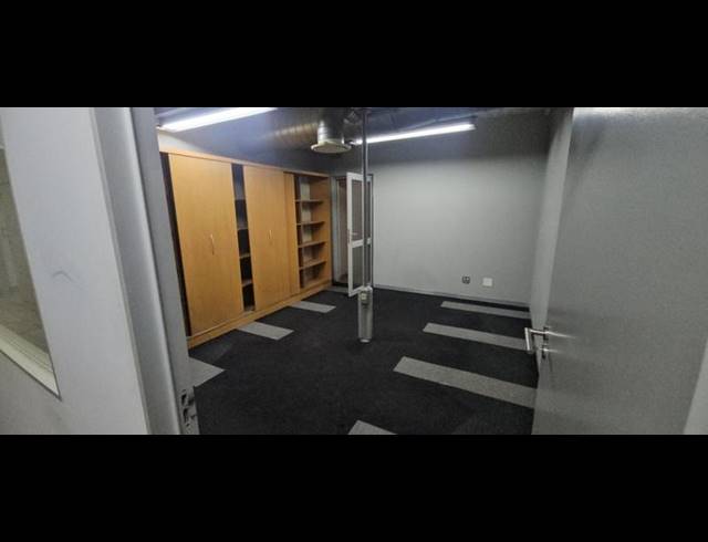 INDUSTRIAL PROPERTY TO RENT IN ALLANDALE